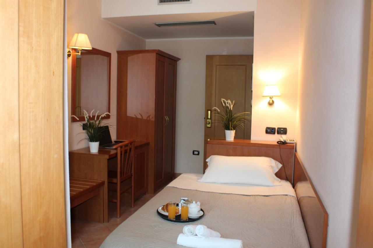 Depandance Hotel Jole Cesenatico Exterior photo